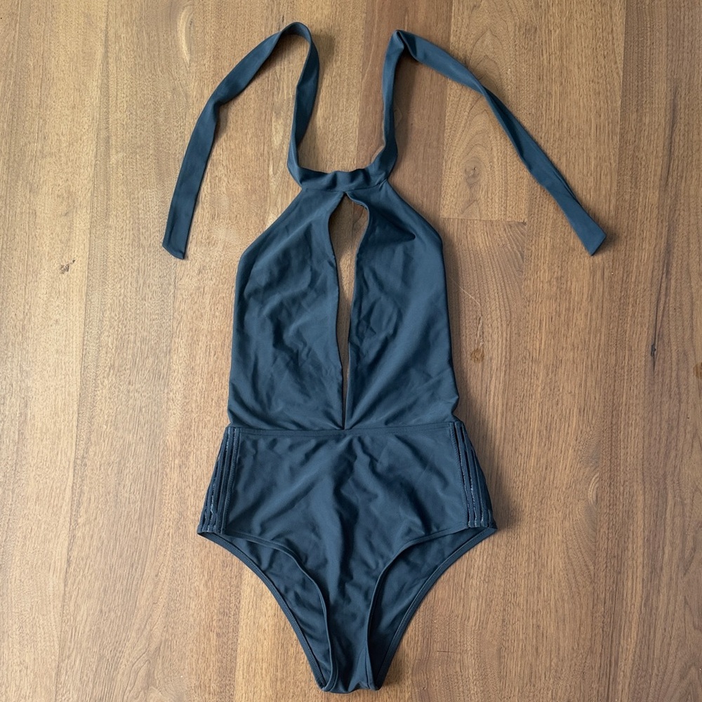 Ripcurl Halter One-Piece Swimsuit with Plunge Keyhole high-waisted size Medium